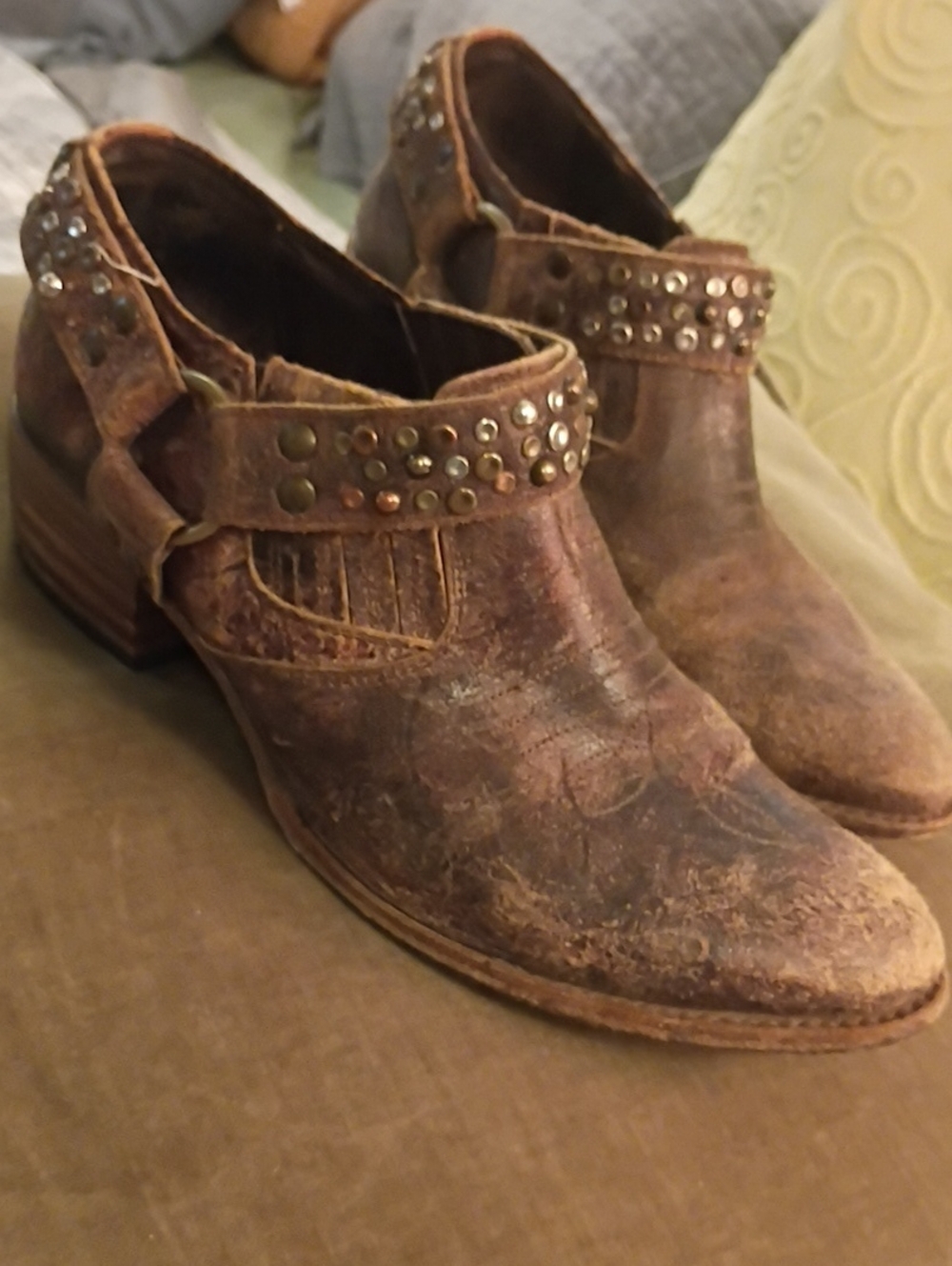 FRYE Women’s Brown Studded Leather Ankle Boots with Studded Styrrup Straps 8 M